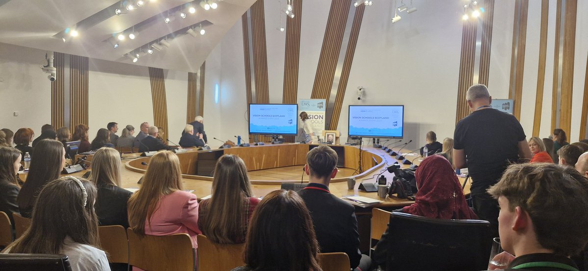 Vision Schools tweet media