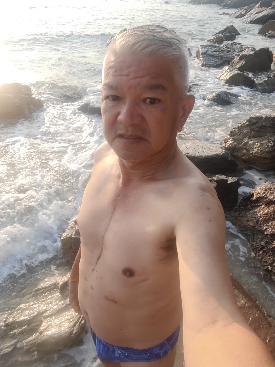 napat tweet media