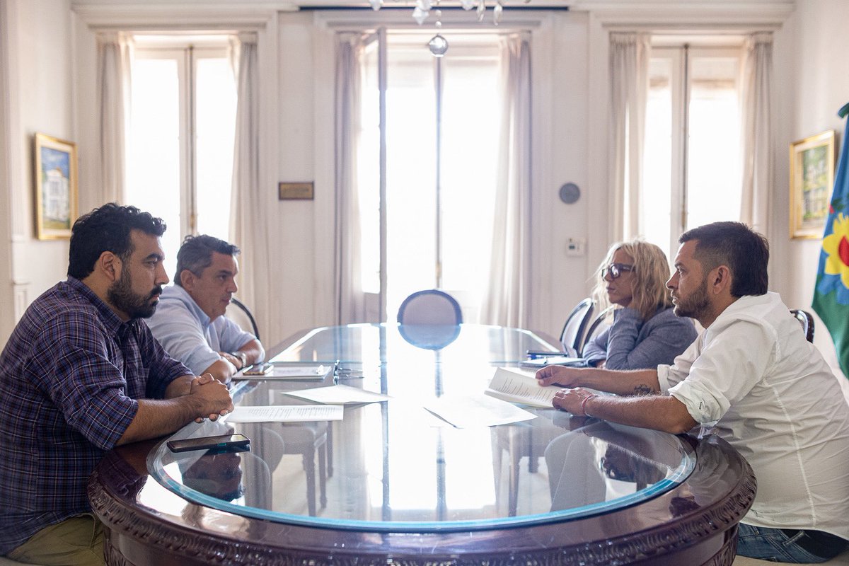 En el marco de la gestión del Paisaje Protegido Camino de las Flores, realizamos una reunión de revisión de avances y planificación de próximas acciones sobre el predio privado de 160 hectáreas ubicado en cercanías del SIPAB, en Burzaco.

#BrownConVos