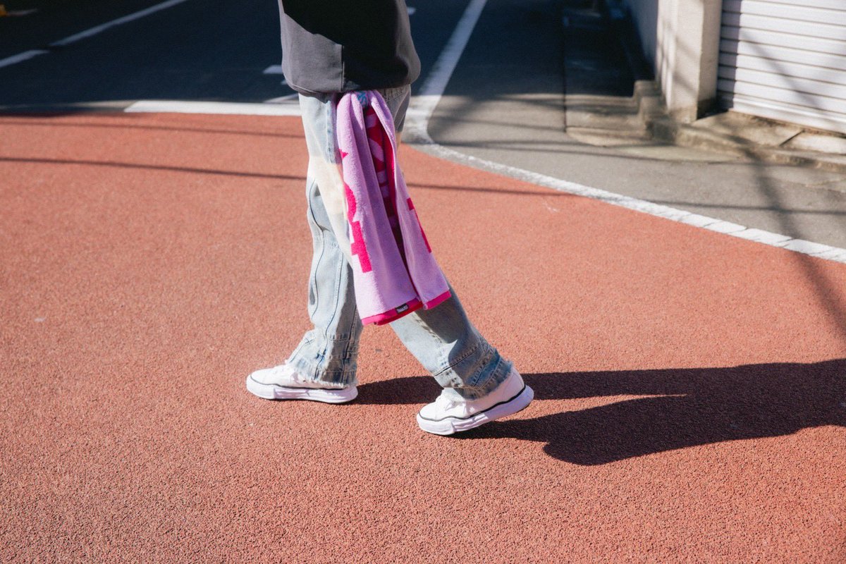 てる / This is LAST tweet media