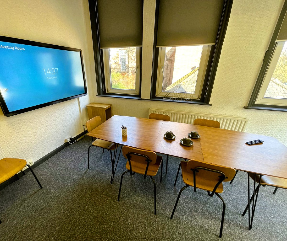 nottmoffices's tweet image. Need an #office option with access to a #meetingroom as well? Not all have it and we know where; we don't just do viewings #eastmidsheadsup ow.ly/FYmY30mtrYV