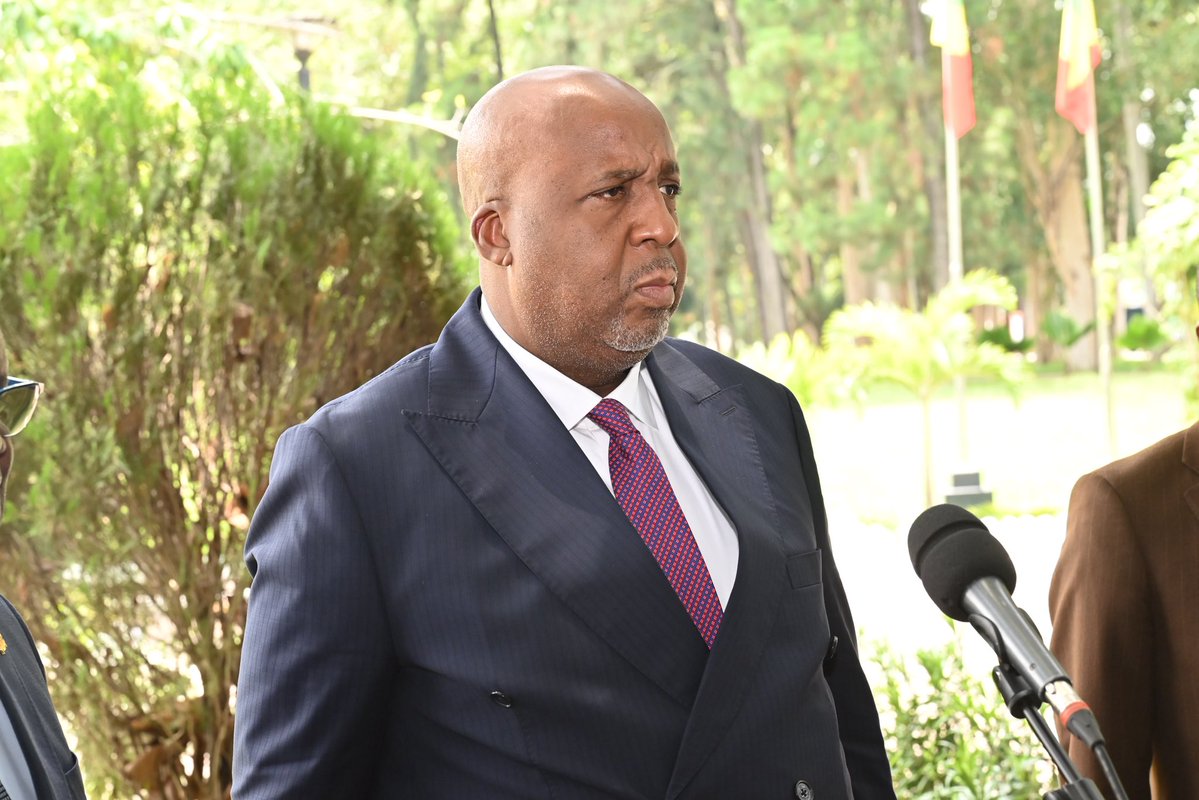 Le Président de la République, S.E.M <a href="/SassouNGuesso_/">Denis Sassou-N'Guesso - Officiel</a> , a reçu en audience, ce jeudi 26 février 2026, à sa résidence du plateau, M. Aimé Sakombi Molendo, Ministère des Ressources hydrauliques et de l'Électricité de la République Démocratique du Congo.