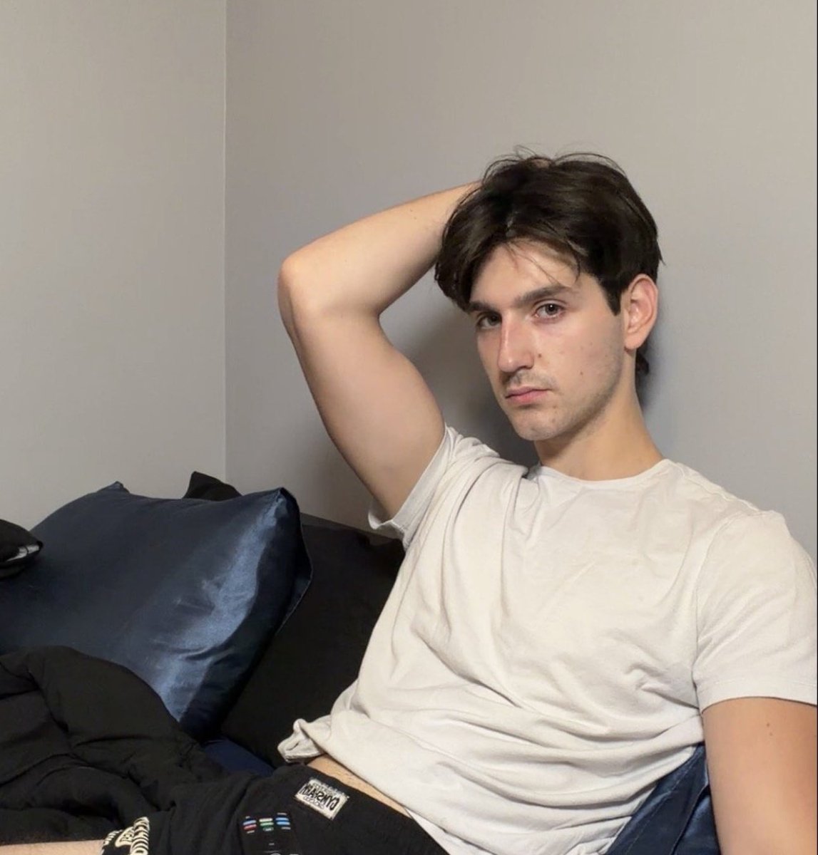 Görünsek mi artık ne dersiniz?