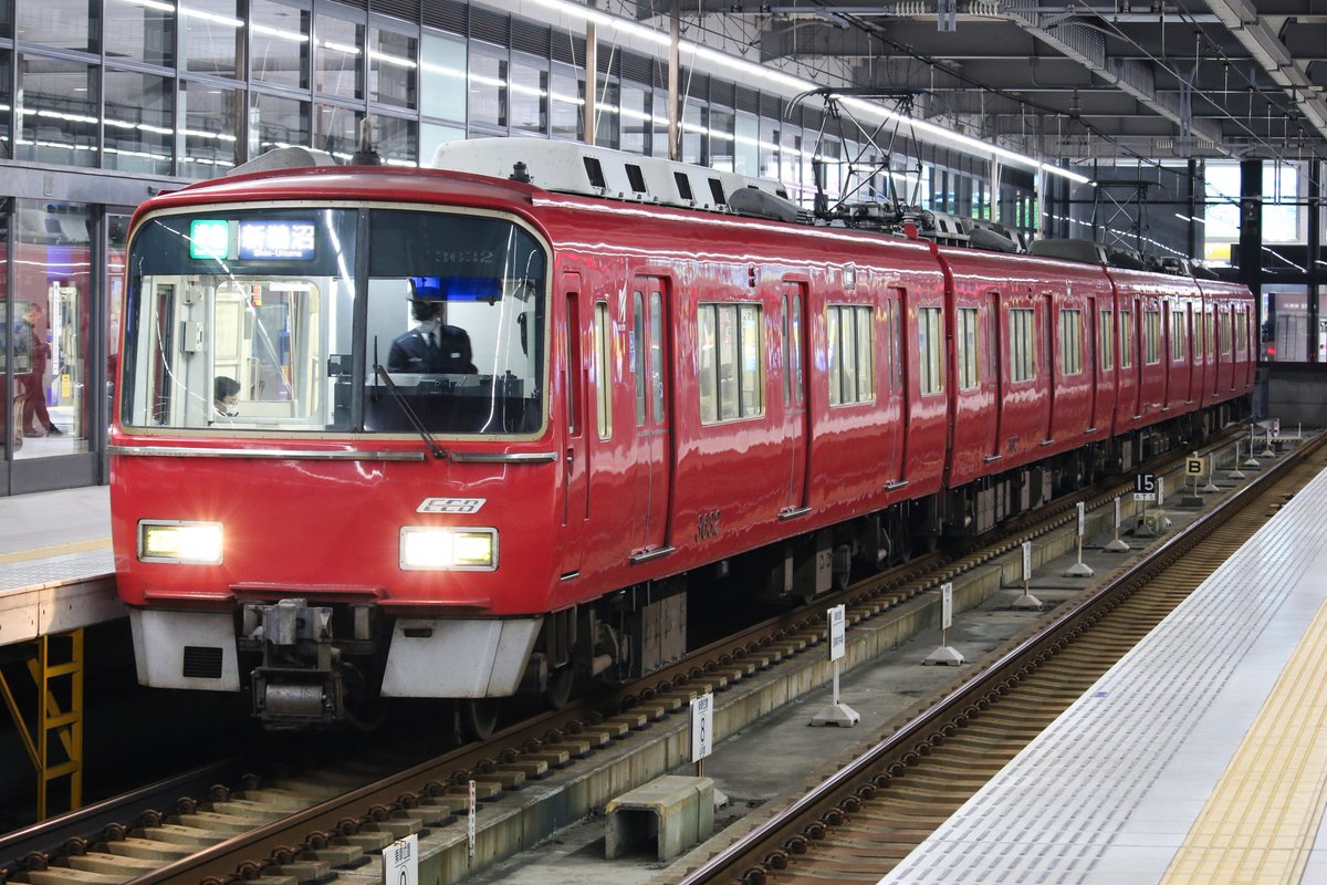 DS311313's tweet photo. さよなら3500系 未更新車
ハロゲン×幕車の頃が好きでした https://t.co/2HvVW4cdeq