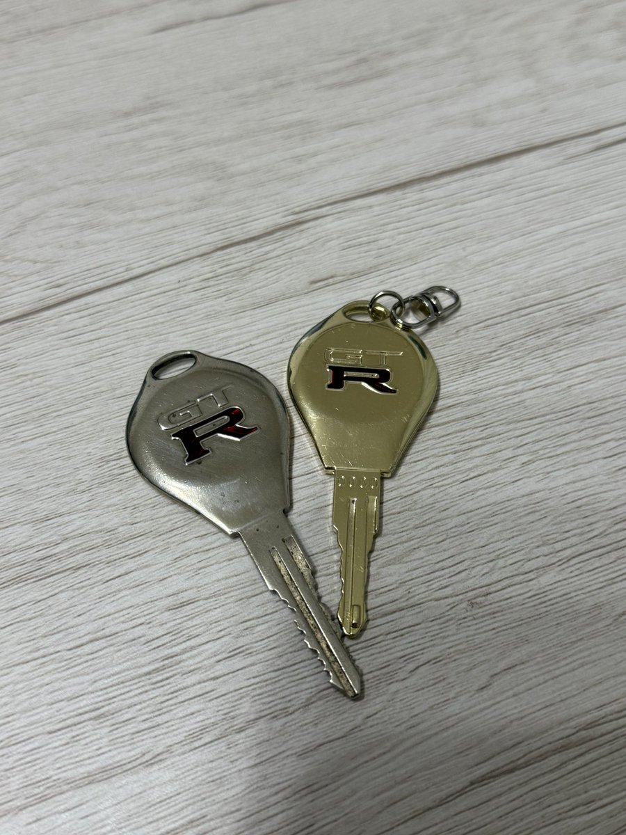 kkk32680031's tweet photo. お礼にもらったガチャガチャのGT-R🔑
ガチ🔑とそっくりw https://t.co/D3oCgxEi57