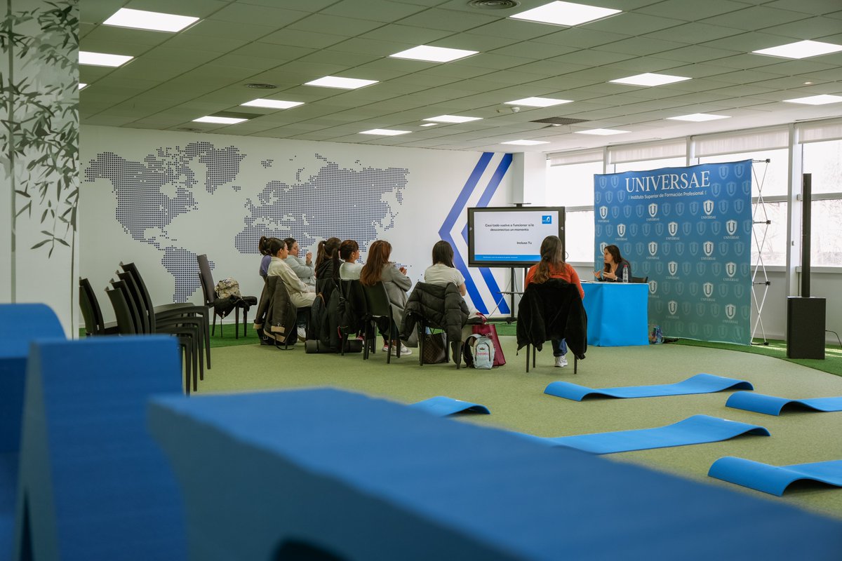 UNIVERSAE tweet media