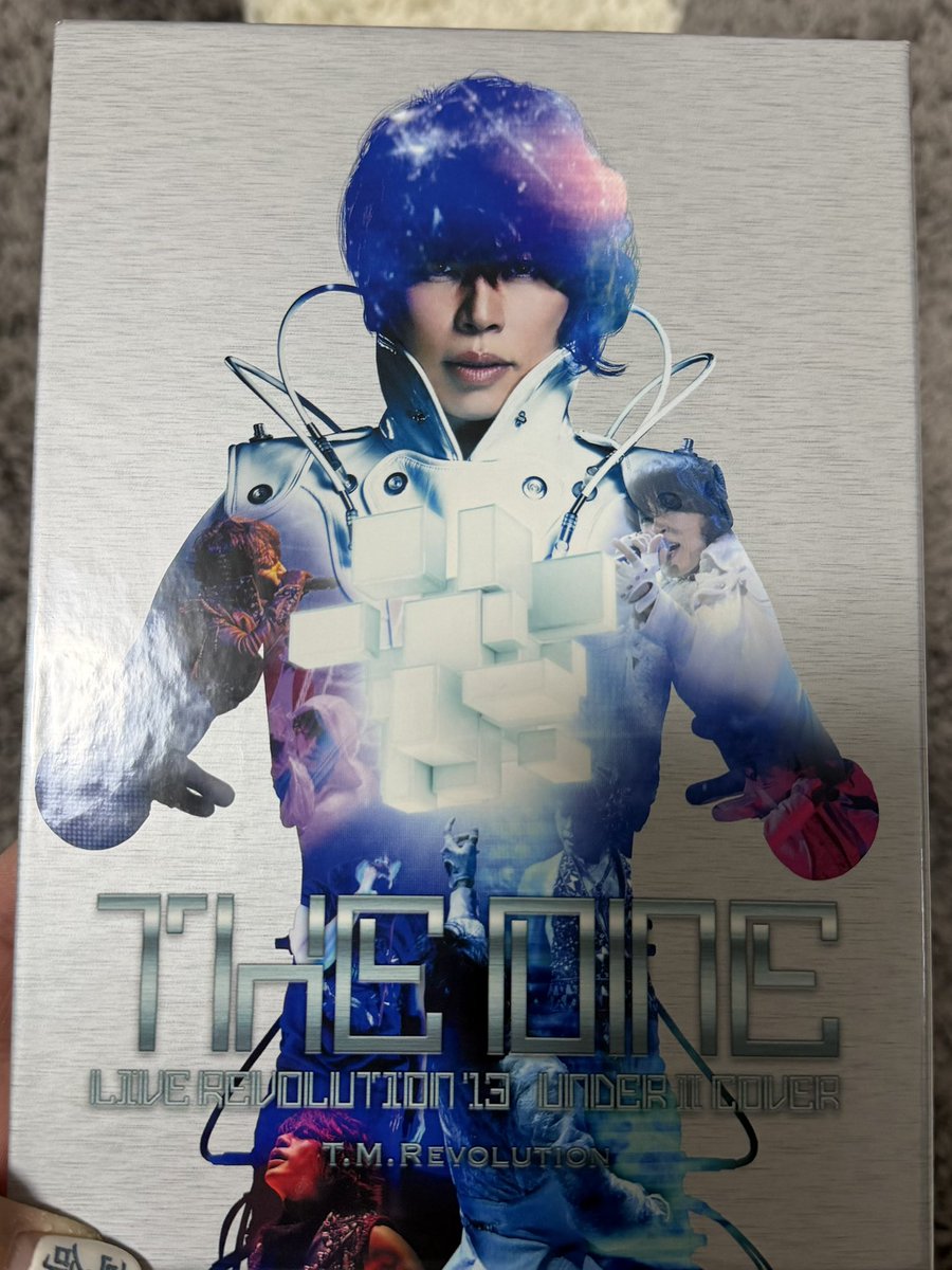 Rev_Cherry's tweet photo. 友人とのやり取りで話題に上がったので観ます🙋♀️
#TMRevolution
#UNDERCOVER2
#THEONE https://t.co/eWpKyxD06I
