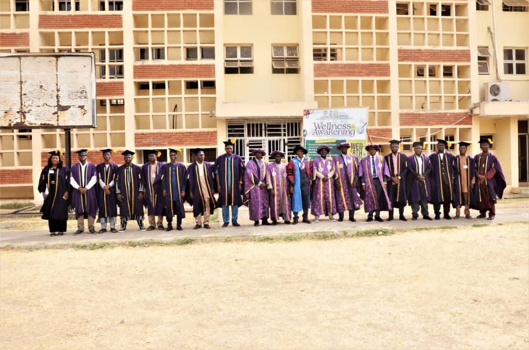 futminnamx's tweet photo. 120TH INAUGURAL LECTURE: PROF OCHIGBO ADVOCATES BIODEGRADABLE ALTERNATIVES TO CURB PLASTIC  POLLUTION IN NIGERIA 
Professor Stephen Shaibu Ochigbo of the Department of Chemistry has called for a decisive shift from managing plastic waste to preventing...👇 https://t.co/2MqWw6lwMn https://t.co/0li0s4jatw