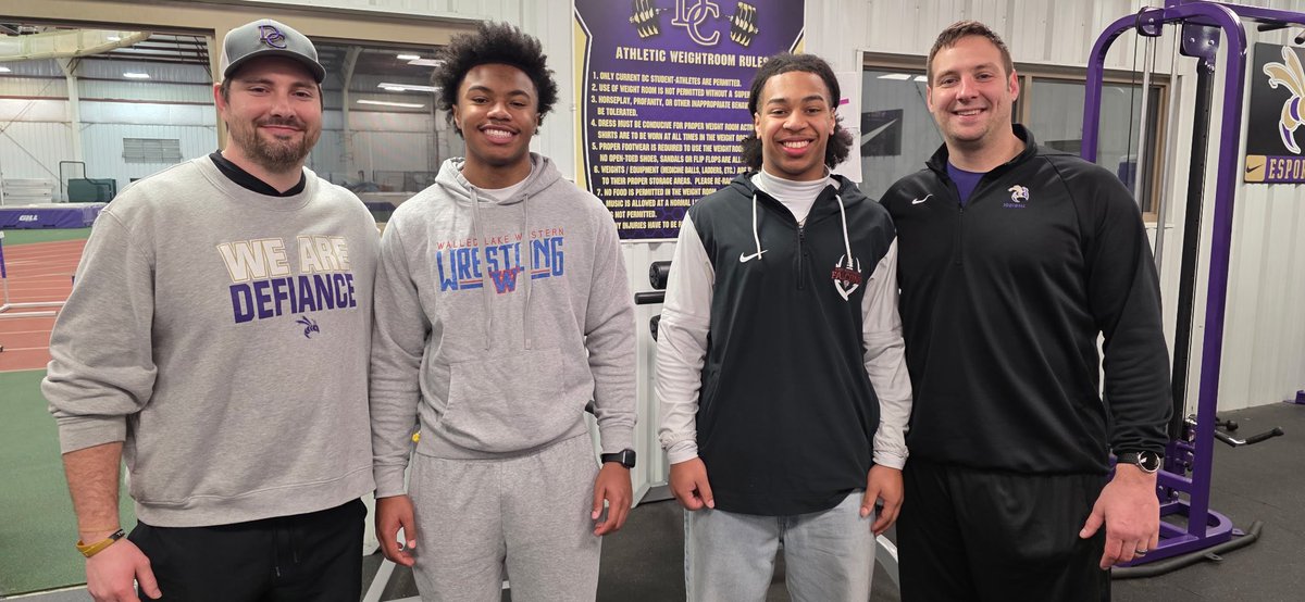 Chris Thompson tweet media