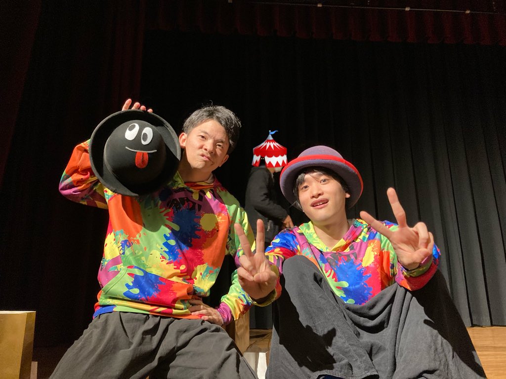 2月26日
「空転劇場 Vol.42　呼吸を刻む」
観に行ってきました
使い手の数だけ
様々な使い方や技がある
ジャグリングって楽しい

ニアプラスが
進化してた🫟🎩👅
面白かった！！
#空転劇場