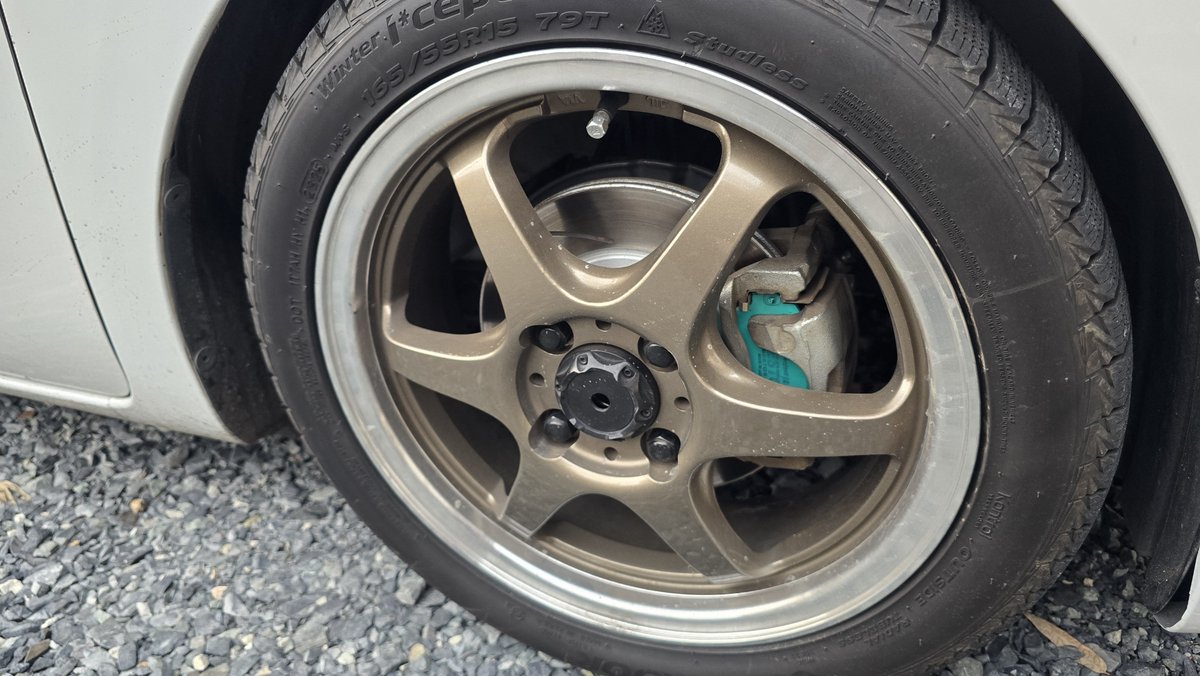 pusyun7255's tweet photo. タントのブレーキいい感じ👍
ローター VOING C5S
パッド Project μ BESTOP
キャリパーもシルバーに塗り直ししないとね。
あとフロント5mm下げた(笑)
ほどほどでヨシ!!
#VOING
#Projectμ
#la650s https://t.co/9R6ZEK7keD