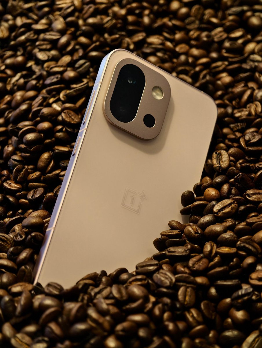 OnePlus Club tweet media