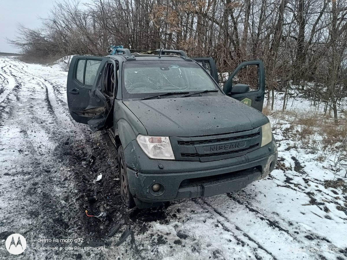 Friends, I'm not asking for much. 
Just one dollar each. 
I have 6,000 followers. 
And we'll cover the cost of car repairs and tires for them. 
I beg you, guys, we need to get supplies out there. 
Thank you to everyone who is here 
Just one dollar 
It's not much for you, but for