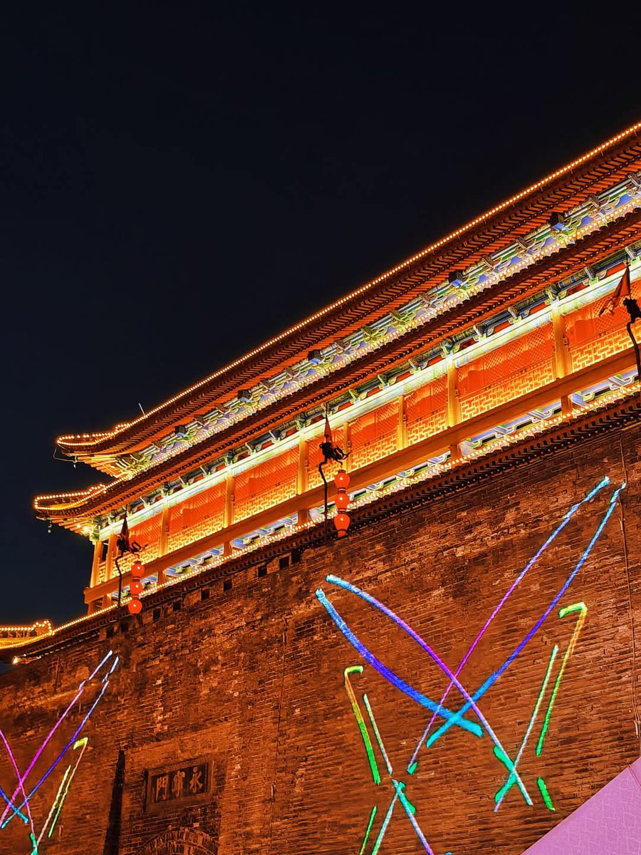 lihanghong1988's tweet image. Put up Spring Festival couplets to welcome the Lunar New Year. #ChineseNewYear  #VeryChineseTime