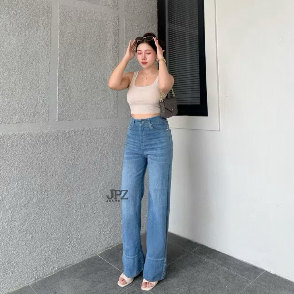 sneakeruser's tweet photo. Spill OOTD update, cek yuk
 ⬇️⬇️⬇️ 
https://t.co/xWRgPHkUaU

  #shopee  #shopeehaul  #ShopeeCOD #shopeegratisongkir #atasanwanita #ootd #tanktop wataa chudai

Plat D 4 Miliar LPDP Desainnya 
Tabrak iPhone 1 speechless ekonomi bebas aktif https://t.co/mQhzCErTE7