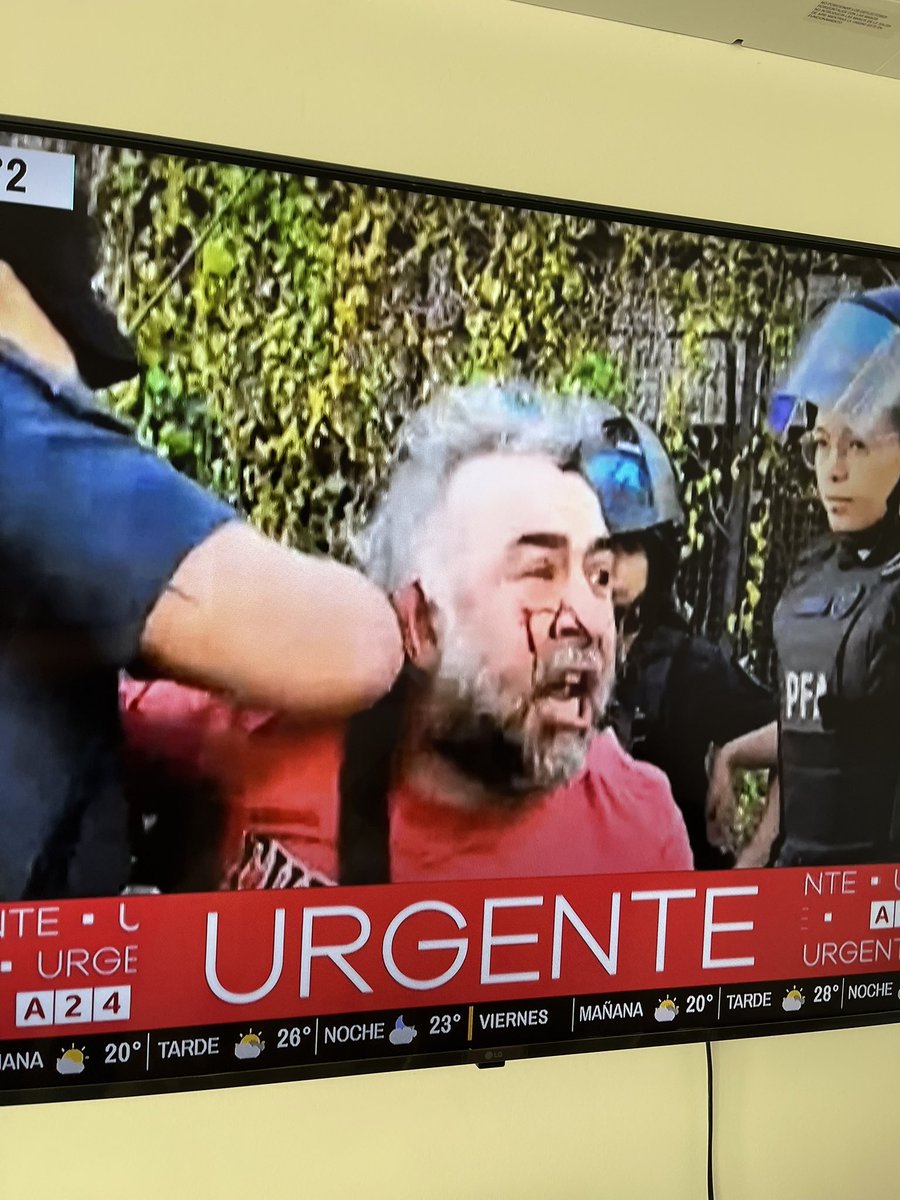 🚨 URGENTE / Así se trata a la prensa en la dictadura de Milei