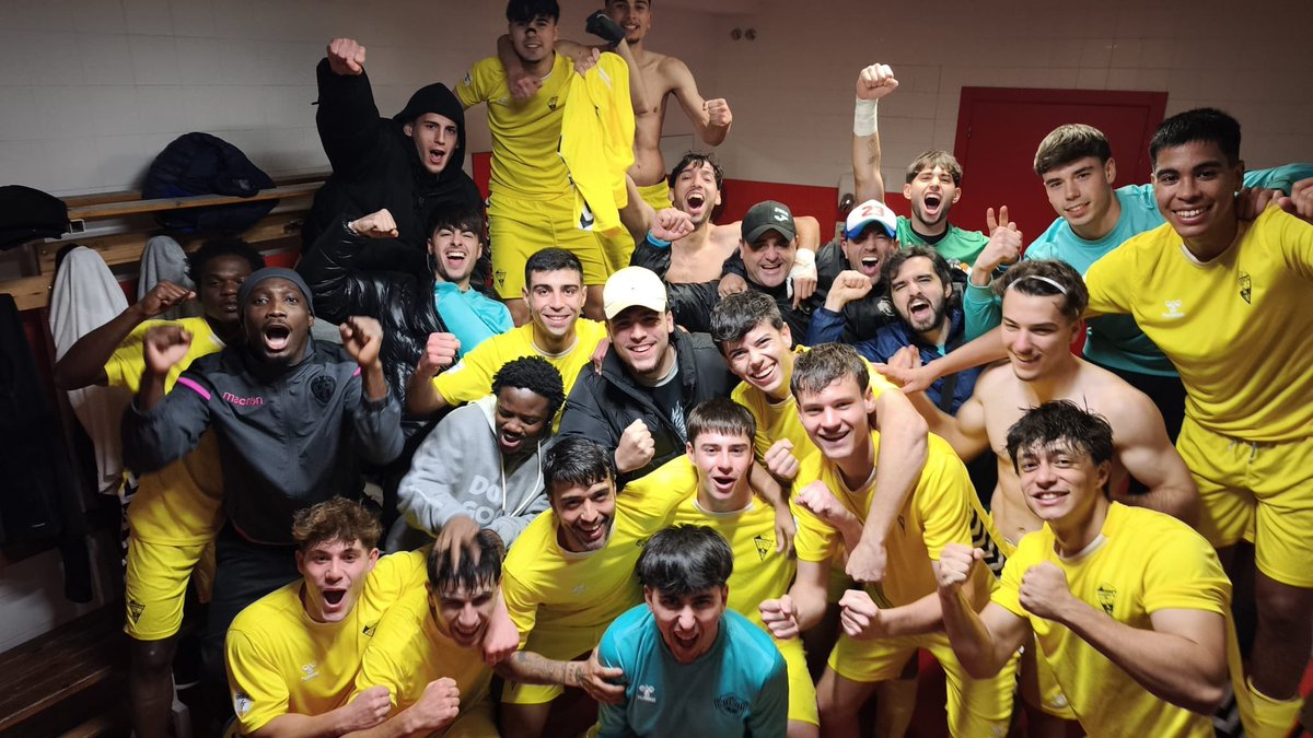 ๐๐๐ฆ๐ ๐๐ ๐๐ก๐ง๐๐ฅ๐๐๐ง๐ฌ tweet media