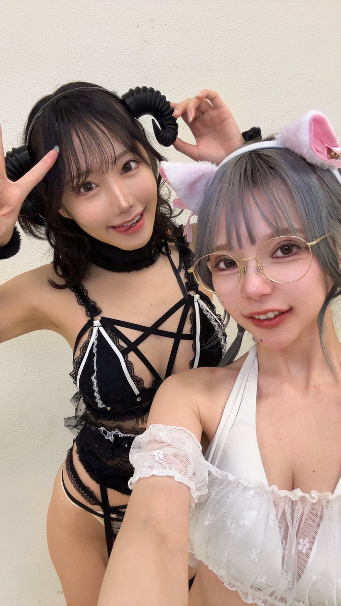 KohakuYayasan's tweet photo. 同じ【すずたけ！】ブースで出展したねんねちゃん！！

女優になる前にTwitterで可愛いなぁと思って見てたので同じ場所で活動できて光栄でした！
二次元ボディとお顔だなぁ！おっとりしててたくさん話しかけてくれて嬉しかったです！

サークル【すずたけ！】@suzutake1124 
今後ともよろしくです！ https://t.co/kweiYuGRcE