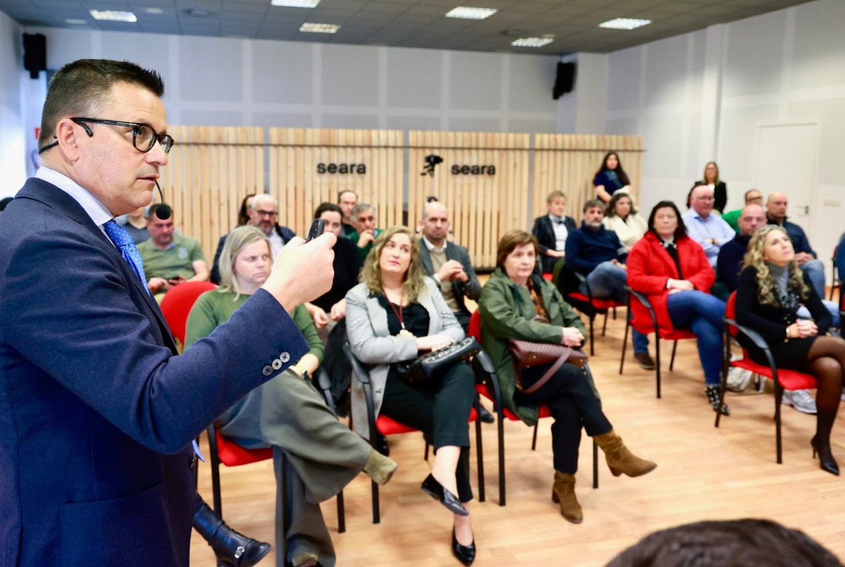 José González Vázquez tweet media