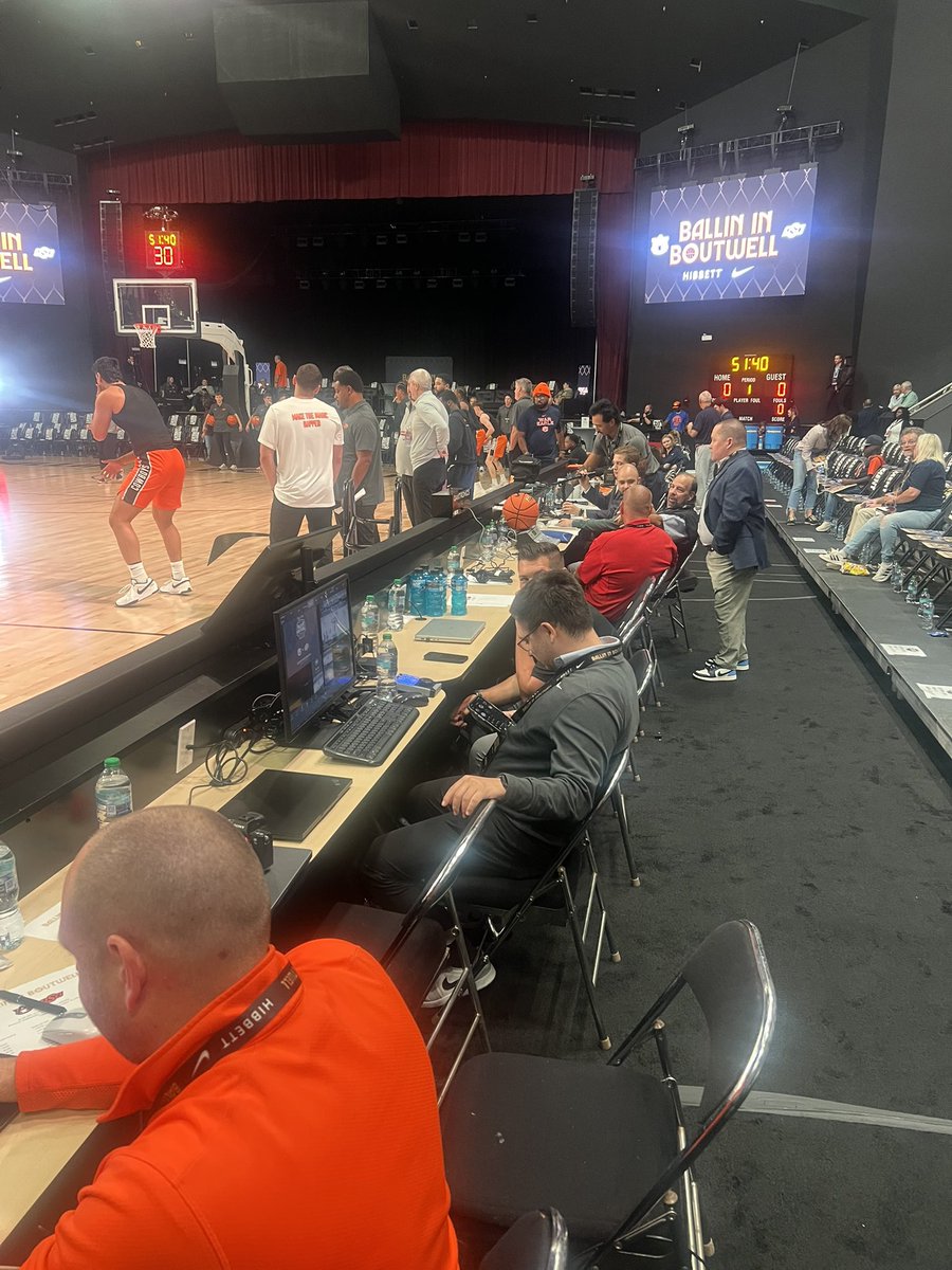 Boostr Displays tweet media