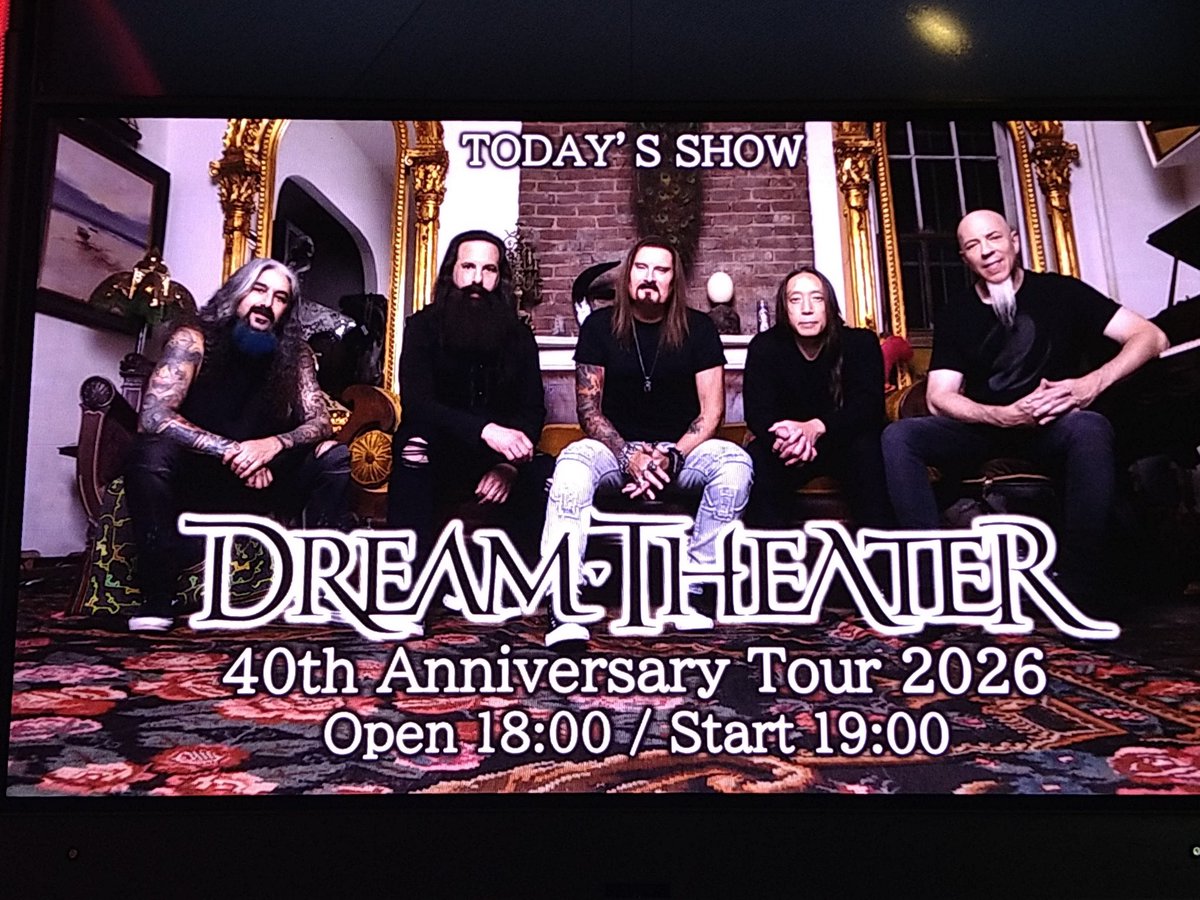 29coppen's tweet photo. 本日はEX THEATERにてDream Theater追加公演。B1Fの良席でじっくり堪能できました。本日は最新作をまるっと演奏してくれて、本当に嬉しい限り！２日通しで大満足のセットでした。
なお、個人的に一番印象的だったのは両日ともPeruvian Skiesだったり（映像込み） https://t.co/CJOl0AtR9A