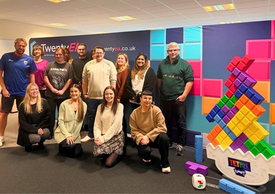 TwentyEA tweet media