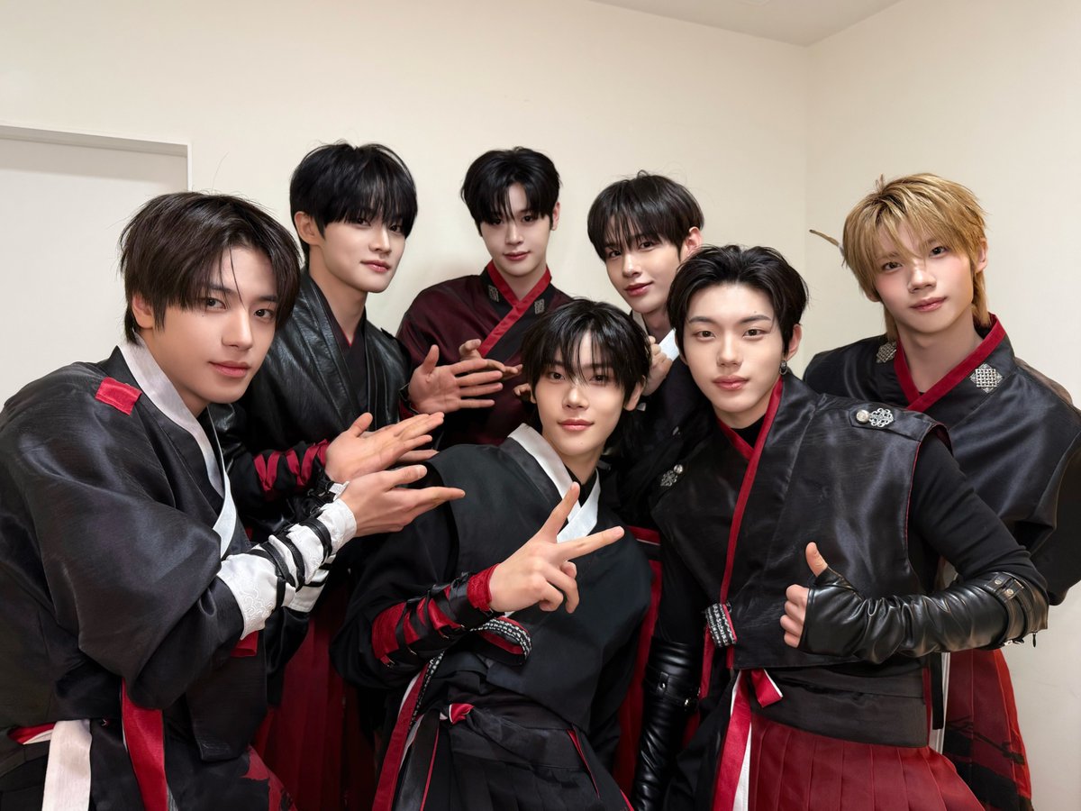 [📸] 
CLOSE UP 
260226 'blackout' 발매 기념 팬사인회  

#CLOSEYOUREYES #클로즈유어아이즈 
#CYE #클유아