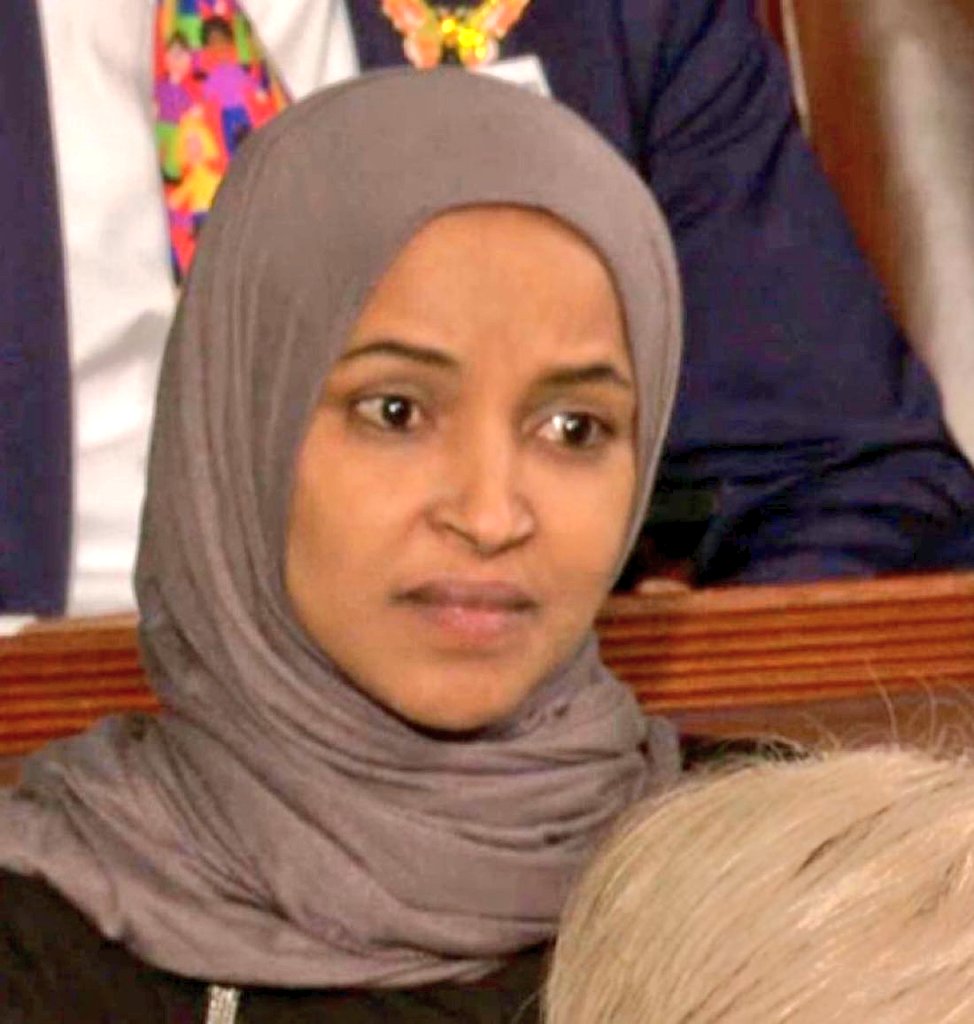 کاهن اعظم tweet media