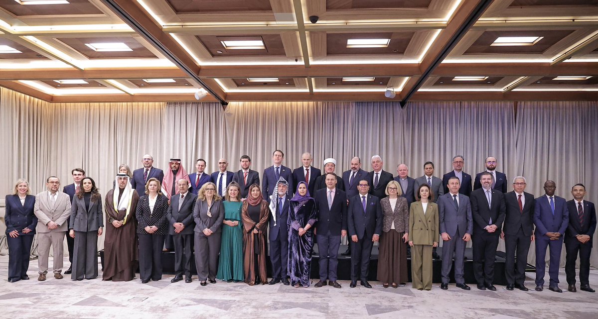 بولندا بالعربي - Poland In Arabic tweet media