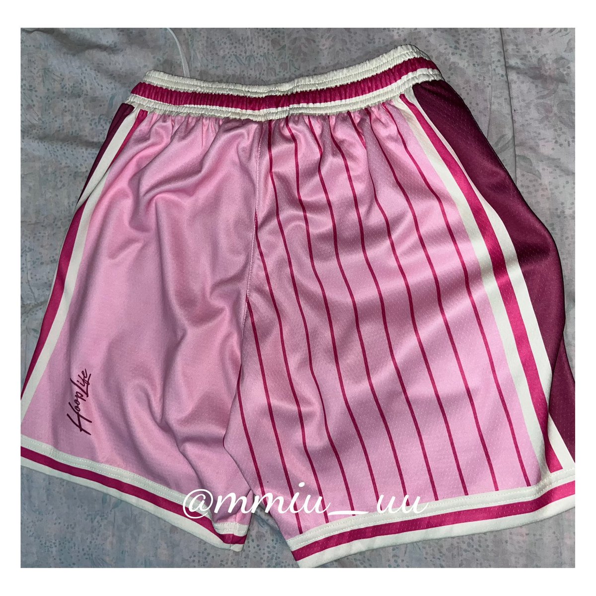mmiu_uu's tweet photo. 📍ส่งต่อ เสื้อผ้า/กางเกงบาส

♡ กางเกงบาส hooplife สี rosewood ไซส์ S
♡ เอว 26-33 ความยาว 16 
♡ ส่งต่อ 390฿ จาก 600 ส่งฟรีค่ะ 
(สภาพดี ไม่ขาด ไม่มีรอย ใส่สองครั้งได้)

dm or mt leoy ka🙇🏻‍♀️
#ส่งต่อเสื้อผ้า #ส่งต่อเสื้อผ้ามือสอง #กางเกงบาส #ปล่อยต่อกางเกงบาส https://t.co/GY7hjkpdEn