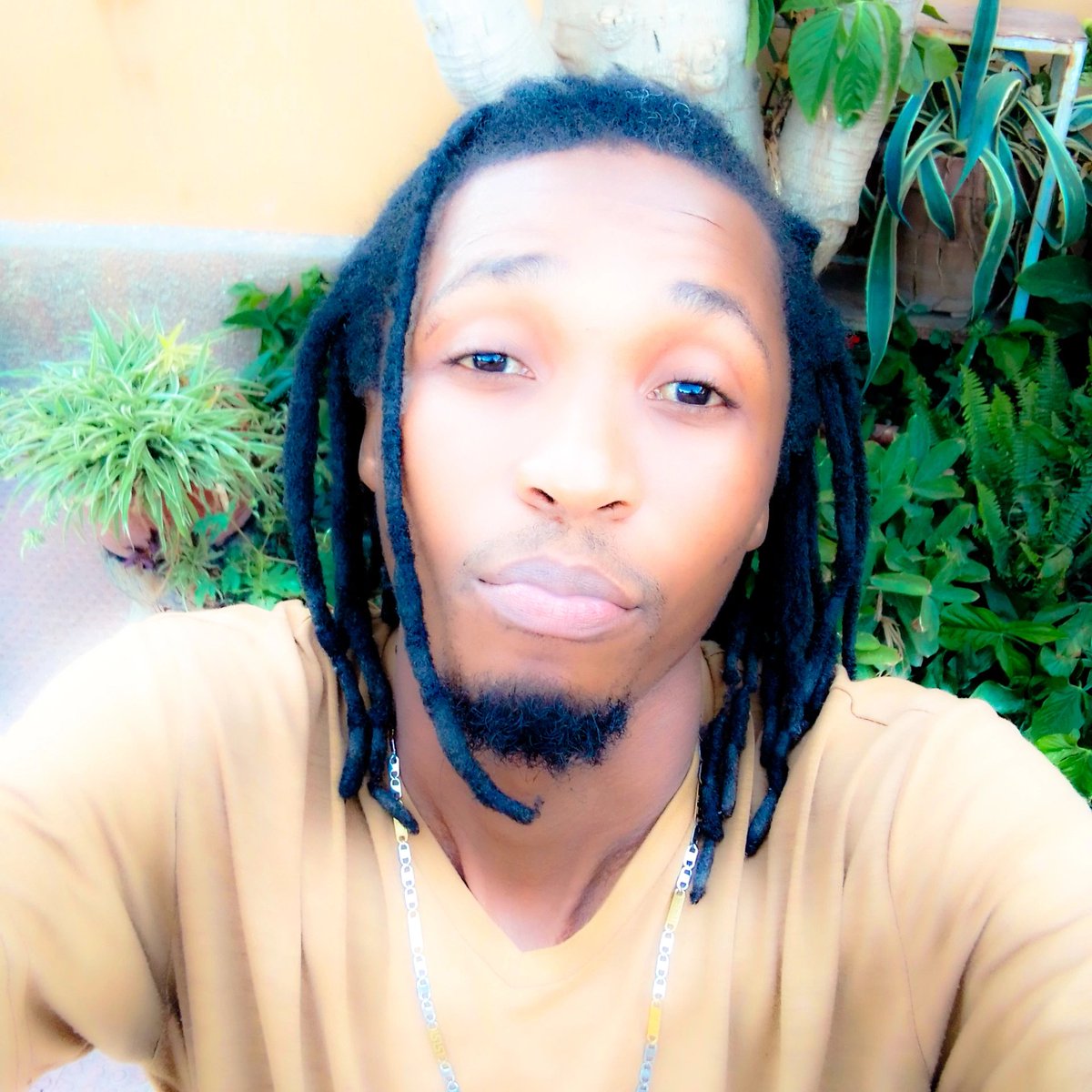 Mpy_Hey's tweet photo. #NewProfilePic https://t.co/f4KrKMf2w8
