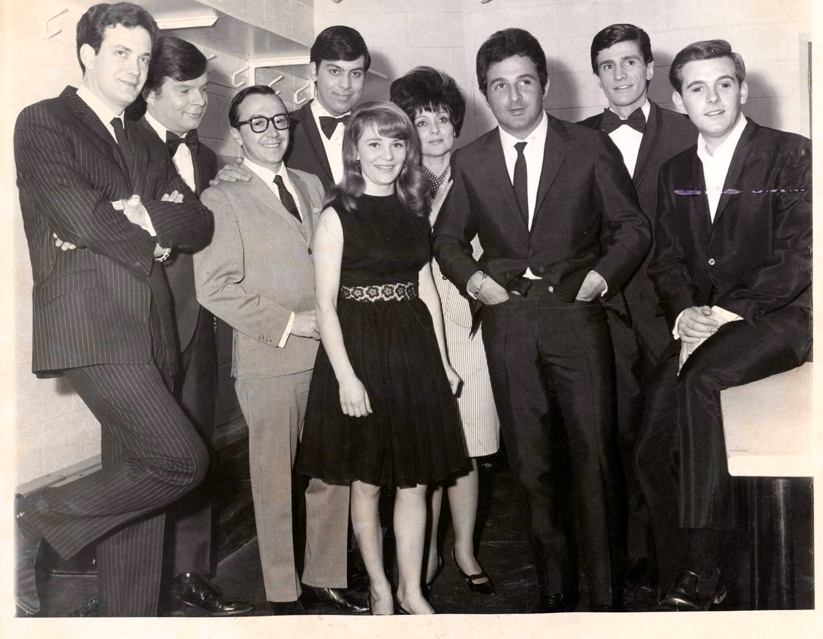 Diane H. 📚👜🛋 tweet media