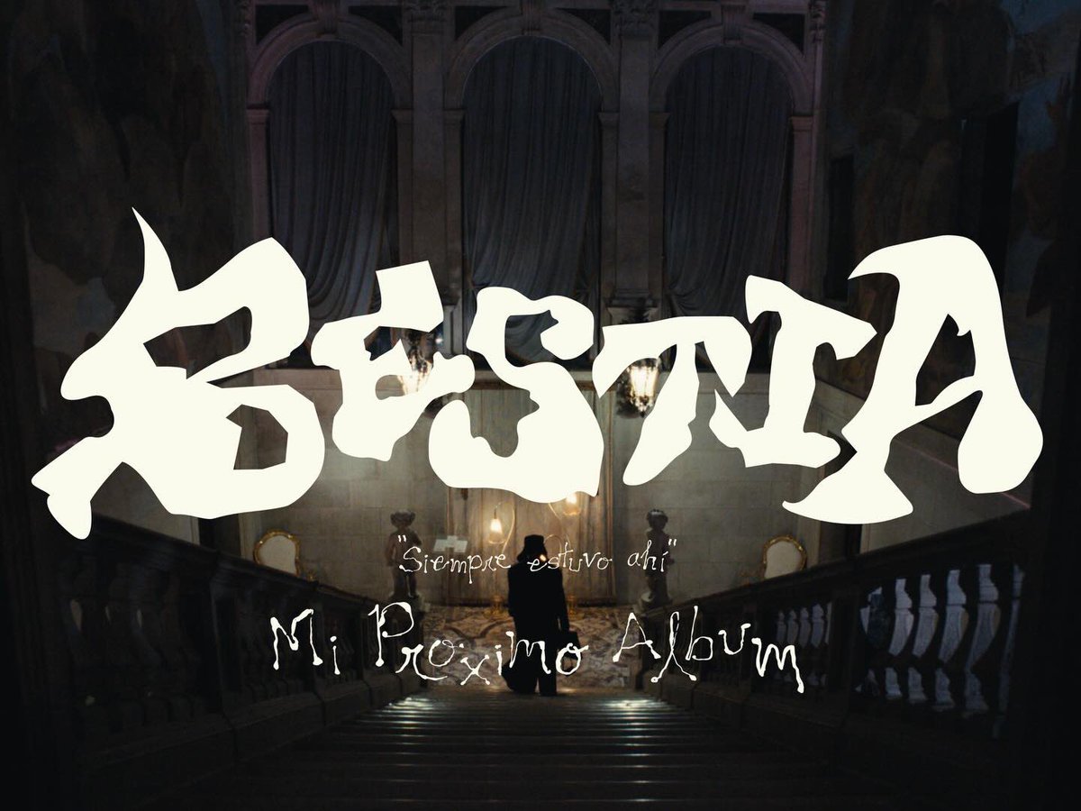 ALVARO DIAZ lleva una gorra con el logo del próximo álbum de TAINY 👀🚨