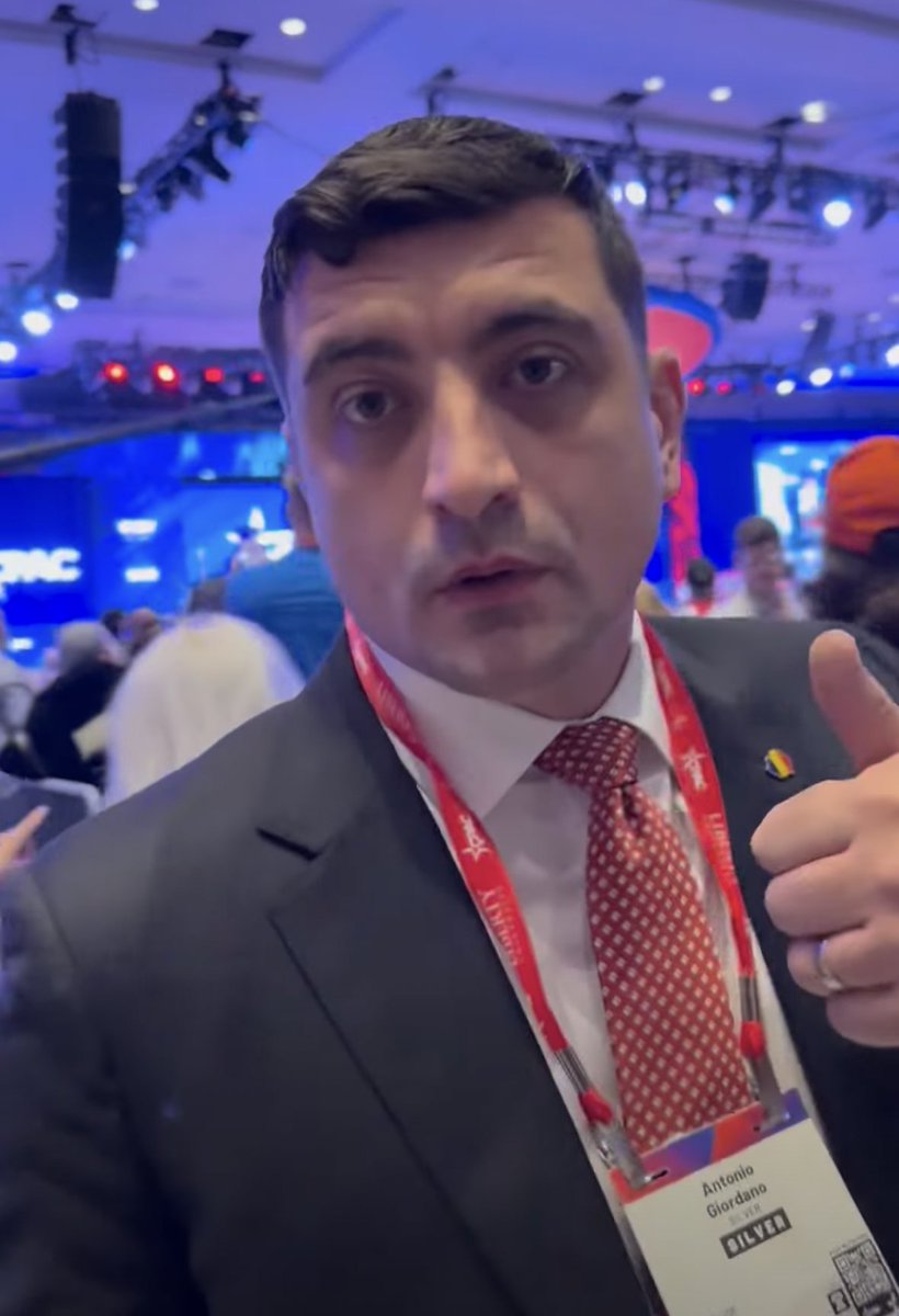 Anton Shekhovtsov tweet media