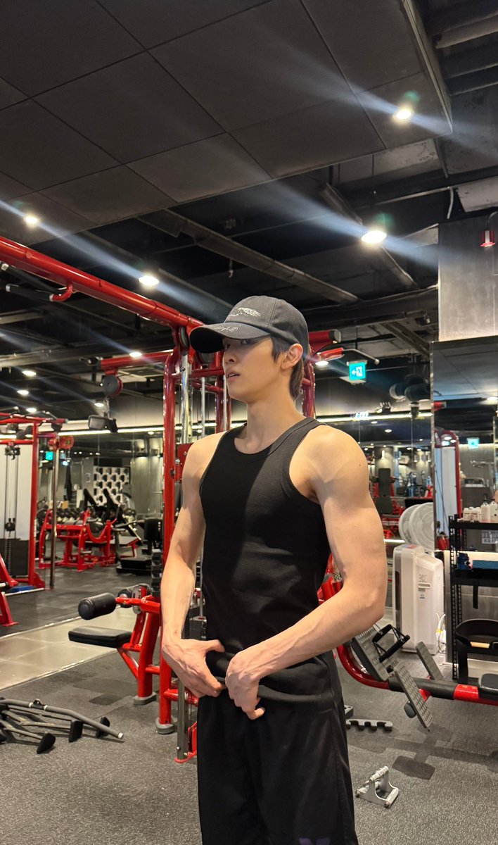 sumpah ya papah aksjaksjs bgt, naksir berat