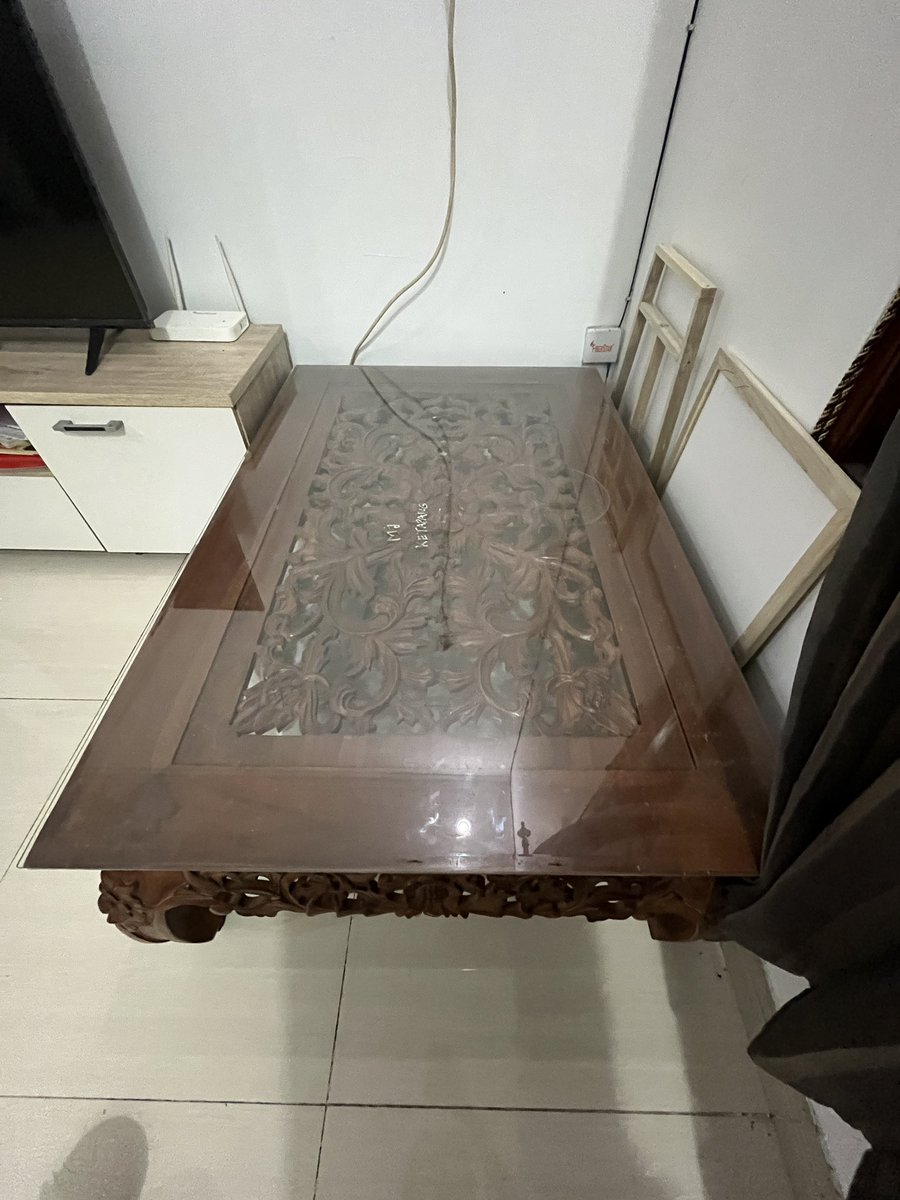 ristalk_'s tweet photo. Orang tua pulkam, jadi aku mau ngekos. Terus bingung sama perabotan yang ada di kontrakan. Jual murah aja guys, biar kontrakannya kosong 

Kasur queen (2), lemari, meja jepara, meja makan, meja belajar + kursi, kulkas, tv. Masih banyak lagi

Dom soreang, kab. bandung https://t.co/QYmNzEy3D5