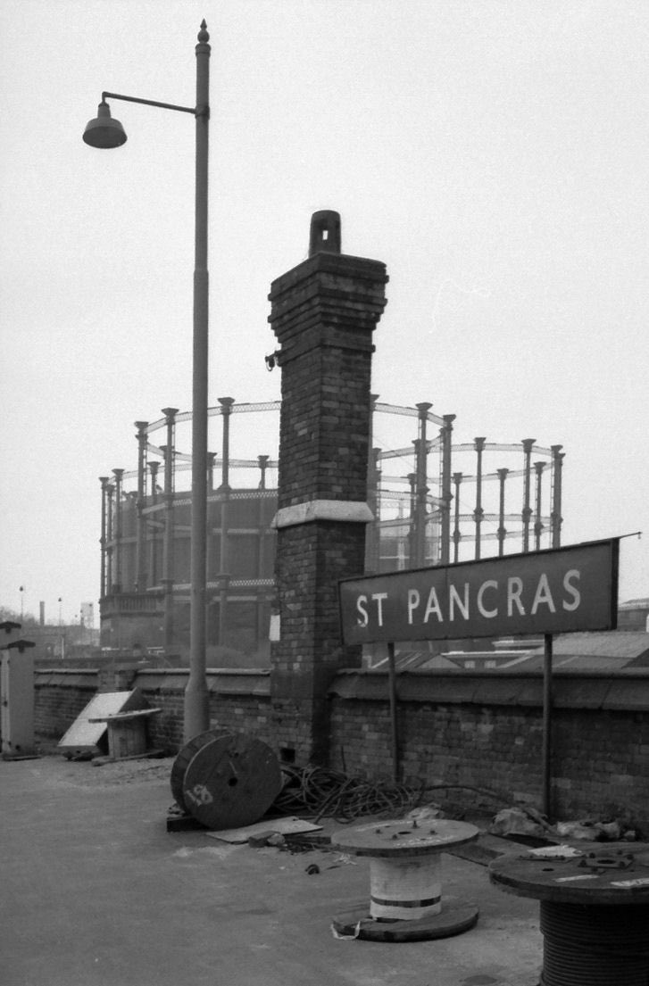 Chris Neal tweet media