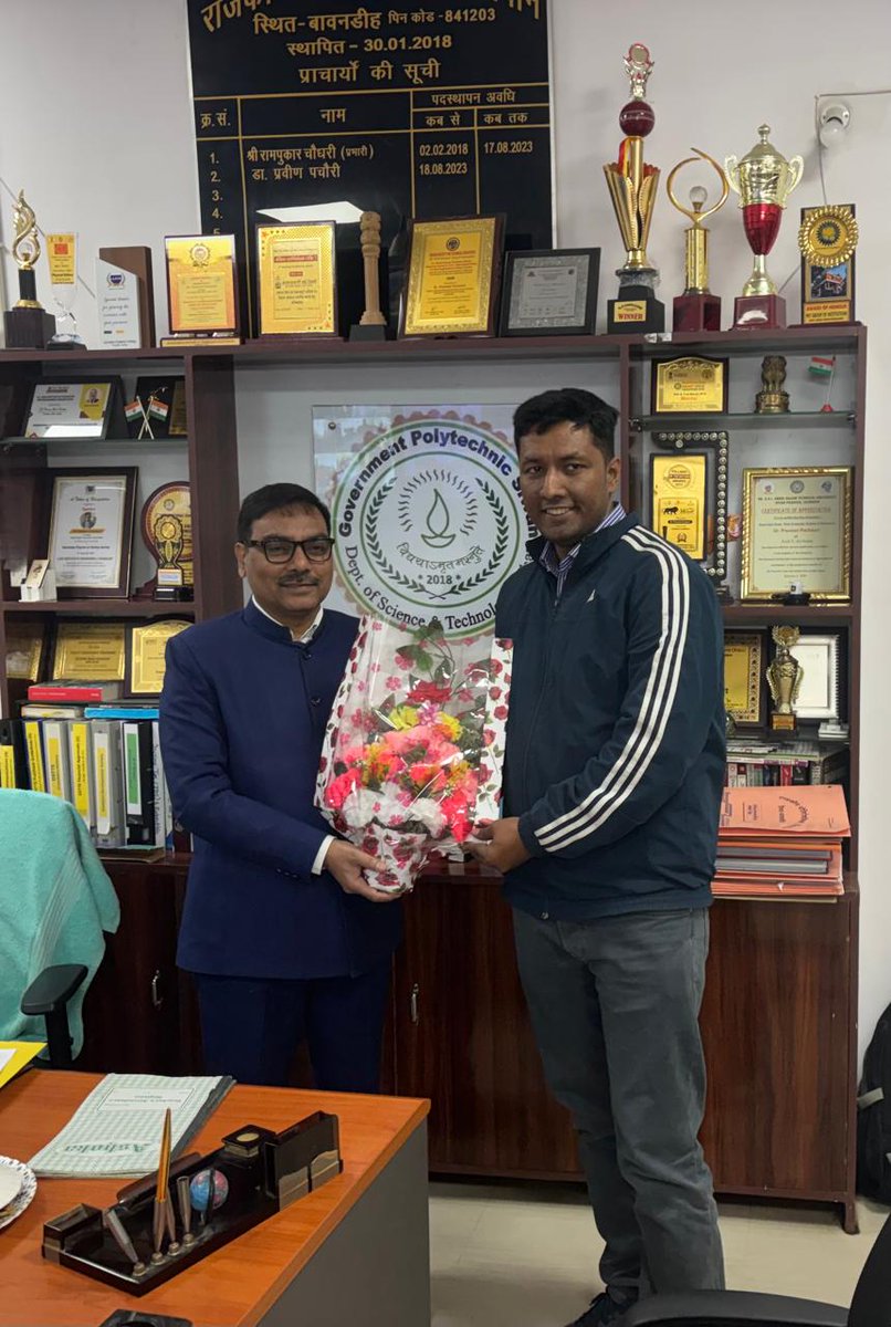 SiwanGP's tweet photo. Successful 2-day Placement &amp; Recruitment Drive at Govt. Polytechnic Siwan 🎓
📅 25 Feb: NRS Bridge Construction Pvt. Ltd. – Virtual Drive (74 students)
📅 26 Feb: Krishna Maruti Ltd. – Pool Campus Drive (70 students + interviews)
#PlacementDrive #GPSiwan #StudentSuccess #Career https://t.co/rHdxMPFcyW