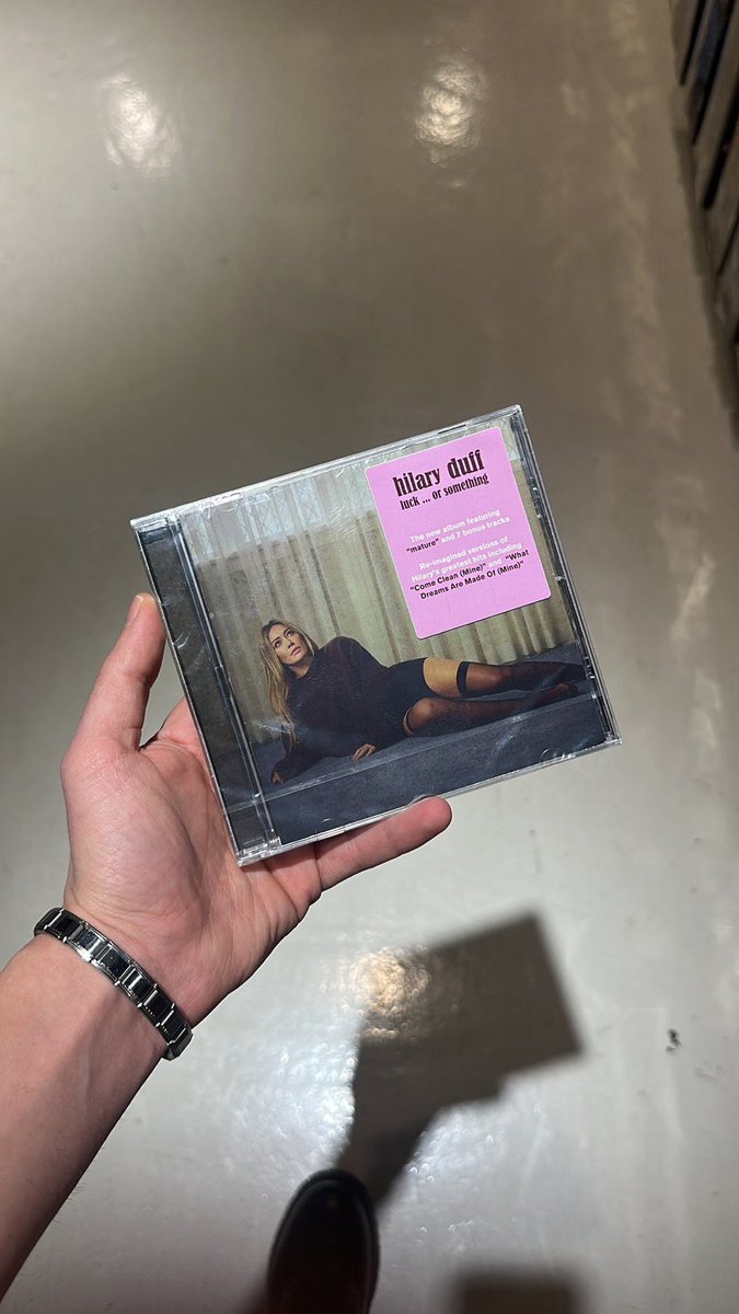 franxmg_'s tweet photo. Thank you for extended version!! 🪩🍸🍒💖 @HilaryDuff @Fnac_ESP https://t.co/bNl0Iaq7kO