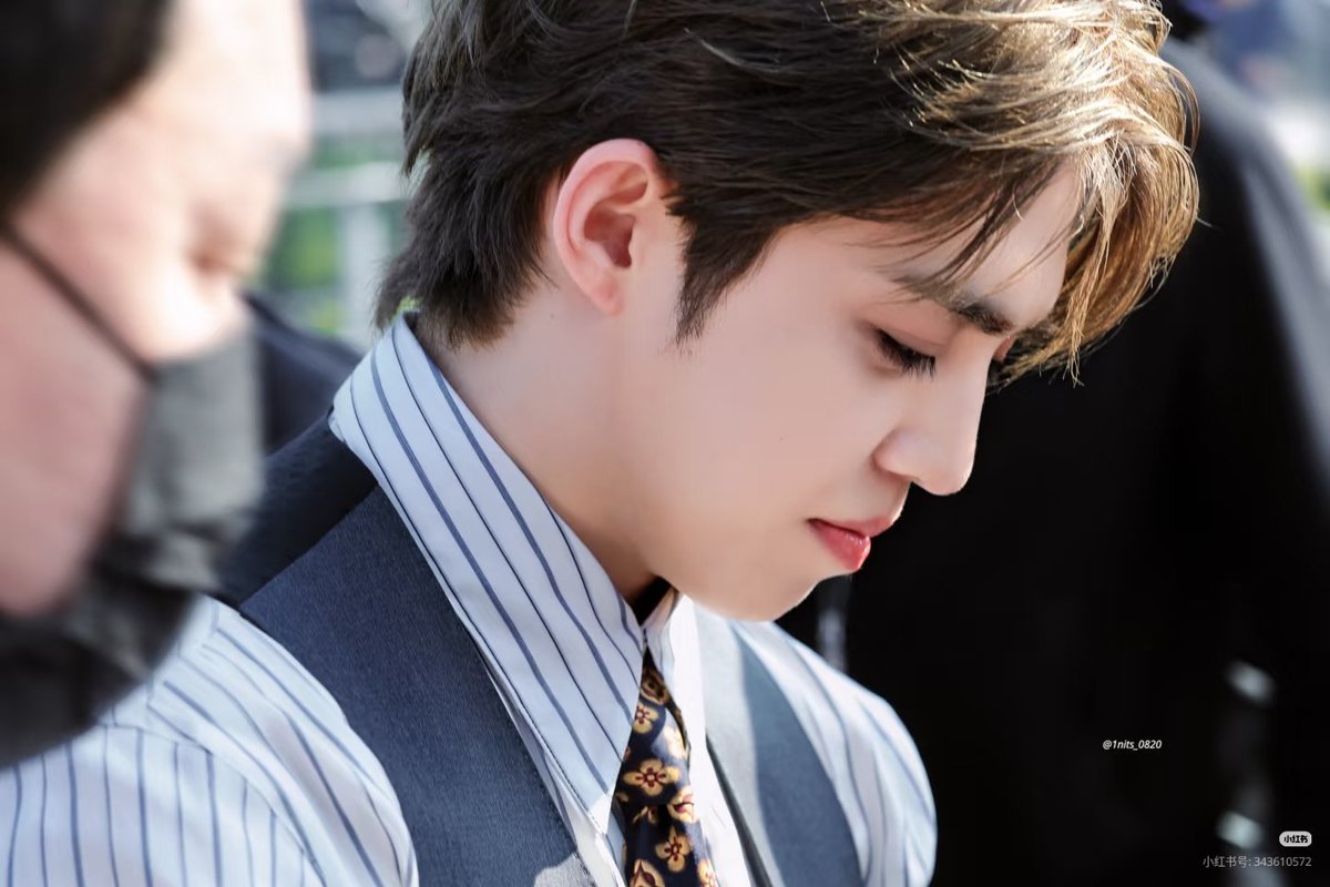 Seungcheol is shining again. He's breathtaking🍁

#SCOUPSxBOSSFW26 #BeYourOwnBOSS
#MilanFashionWeek <a href="/pledis_17/">세븐틴(SEVENTEEN)</a>
