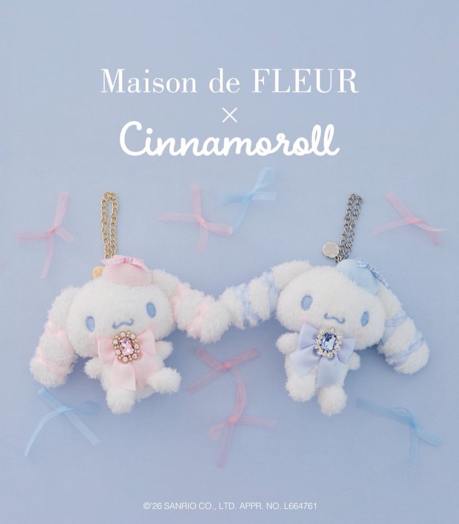 MaisondeFLEUR1's tweet photo. 明日2/27(金)サンシャインシティ店にて販売開始✨

Maison de FLEUR×Cinnamoroll

3月6日はシナモロールのお誕生日🎂
特別な日にふさわしい、リボンとビジューでおめかししたバッグチャームが登場🎀

【販売場所】
○サンシャインシティ店
2/27(fri)～

○ストライプクラブ
3/6(fri)20:00～

※販売初日はオープン30分前よりシャッフル整理券を配布いたします。詳細はサンシャインシティ店スタッフInstagramアカウント（@fleur_ssc）にてご案内いたします。
※販売開始より1週間は、お会計にお並びいただいたご本人様に限り、1カラーにつき1点までのご購入とさせていただきます。複数人分をまとめてのお会計や並び直しはご遠慮ください。
※販売初日のお取り置きは承っておりません。2日目以降は可能です。
※他店舗へのお取り寄せは承っておりません。

Maison de FLEUR サンシャインシティ店
（東京都豊島区東池袋3-1 サンシャインシティ B1階）

詳細はこちら▽
https://t.co/1CsYrXG8Vn