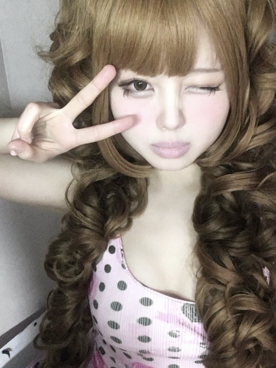 "셋 셀때까지 비켜" 
 
"...넌 모르겠지.. 사랑하는 사람이 떠나는 그 아픔을.. 니가 어떻게 알아.. 
 사랑이라는거..눈꼽만큼도 모르는 니 따위가.." 

"하나" 

".....나 이제.. 니 여자친구 노릇하면서.. 유빈이 아프게 하는거 싫어.." 
 
"둘" 

"...진짜..헤어지자..." 

"좋아"