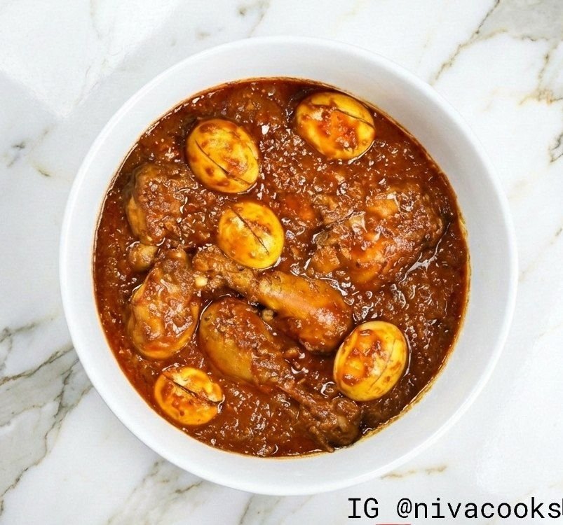 nivacooks's tweet photo. Doro Wot: the reason Ethiopians have the patience of saints. Five hours, a mountain of onions, and enough berbere to wake your taste buds right up. It’s spicy, buttery, and totally worth clearing your schedule for. 🇪🇹❤️
https://t.co/AhYIx8lgxs

#NivaCooks  #HomeCook https://t.co/jMmvt7JC0t