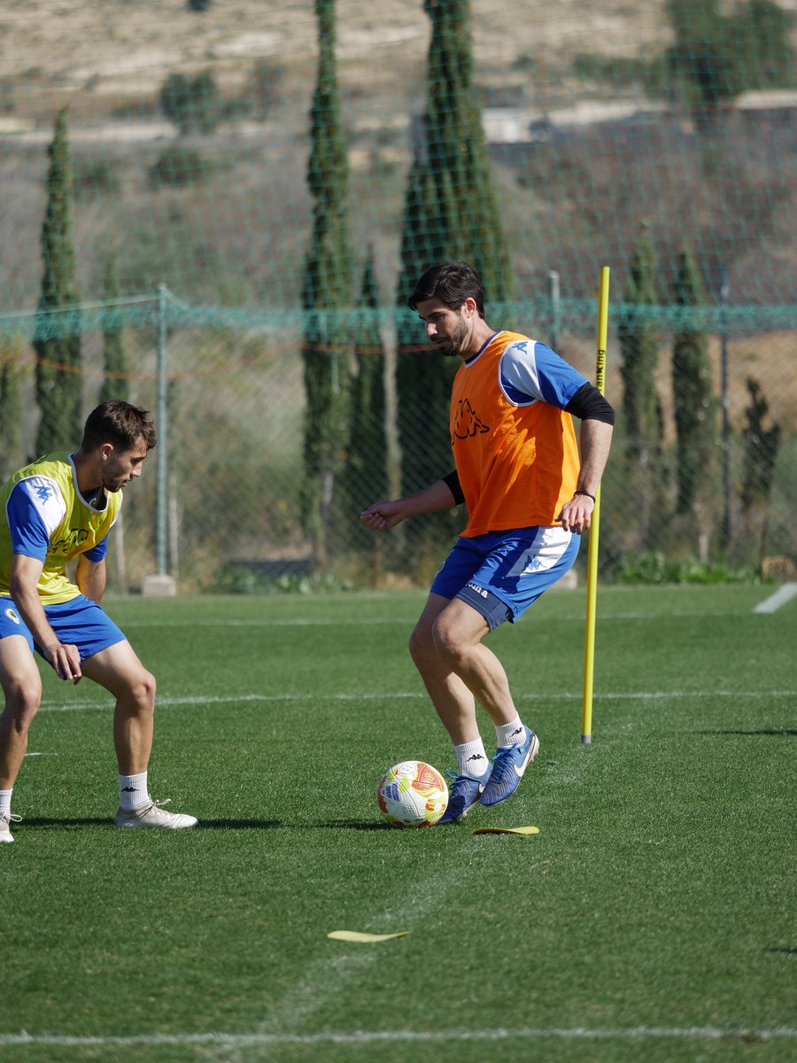 Hércules CF 💙🤍💯 tweet media