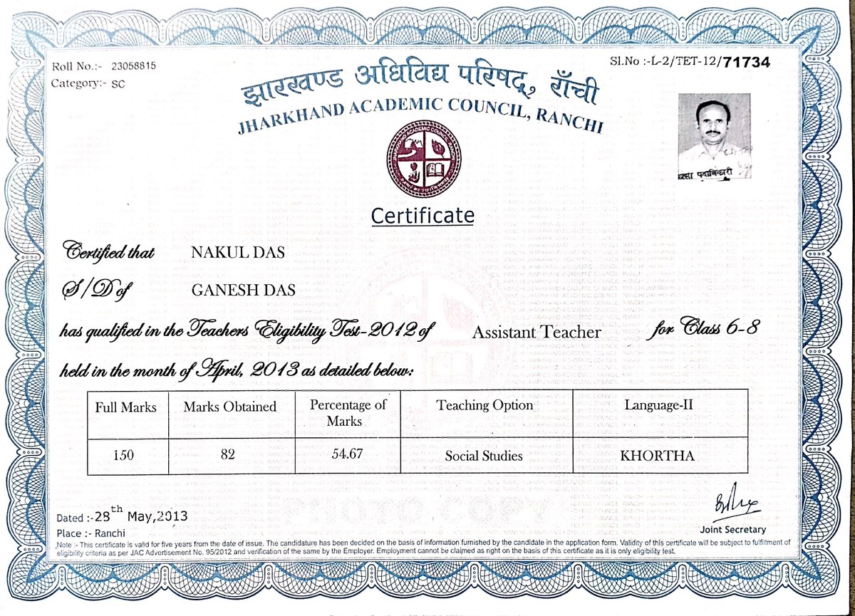 DEVESHK14819783's tweet photo. #JSSCchor_h#Sudhir gupta_sachiv chor hai..mera sahayak acharya me cutoff se jada marks hai and I fullfill all the criteria of selection phir bhi mera selection nahi hona @HemantSorenJMM @JharkhandCMO @yourBabulal  aap sab ko kya bole koi help nahi karta h but vote sabko chahiye https://t.co/DX2iBpEycF