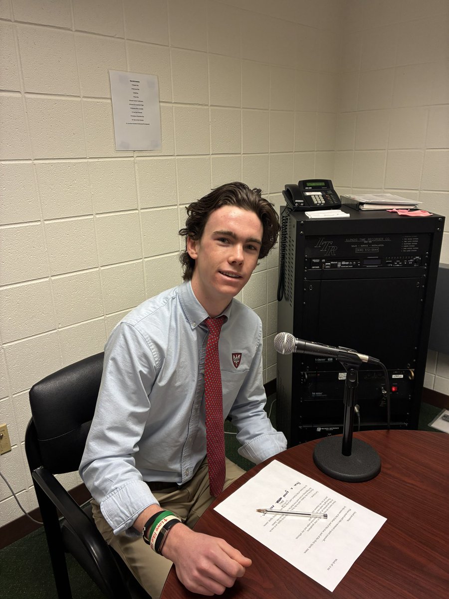 mrfitzhistory's tweet image. Thank you @BenetRedwings senior Bob Johnson for reading the morning prayer. #redwingnation