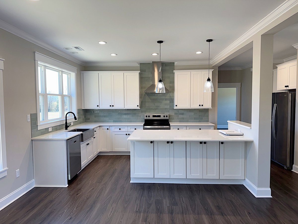 FutureHomesMod's tweet photo. Just completed this beautiful Grandview — a 3-bedroom, 2-bath layout — features open living space and a spacious kitchen with abundant cabinet storage, perfect for gathering and everyday living. 

Congratulations to the happy homeowners in Vanceboro, NC! https://t.co/zZaPwdEWRE