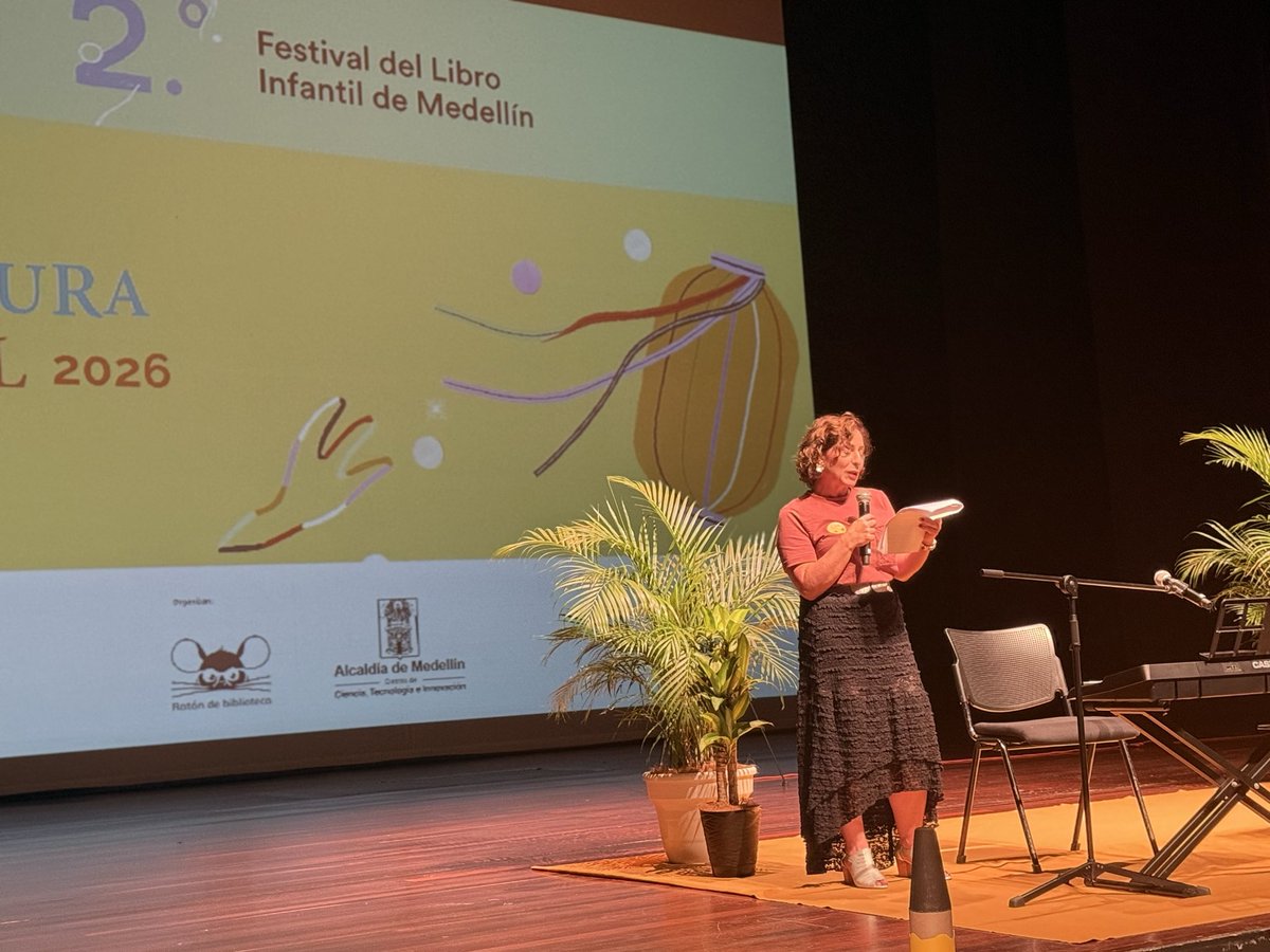 Ratón de Biblioteca tweet media