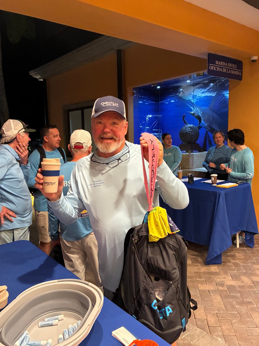 It’s a packed morning on the docks at @SafeHarborLosSuenos for Day 1 of the Los Sueños Triple Crown Leg 2. The Chantilly Air team is here to fuel the fun (and the anglers) with much-needed coffee before lines go in. Weather’s looking perfect, spirits are high, and these teams are