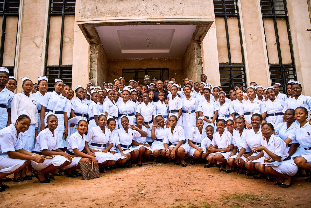 My visit to Benin, Edo State.

On Tuesday, 24 February, in continuation of my commitment to supporting critical sectors of development - healthcare, education, and poverty reduction -  I visited Benin City. While there, I stopped at the Philomena School of Nursing Sciences, one